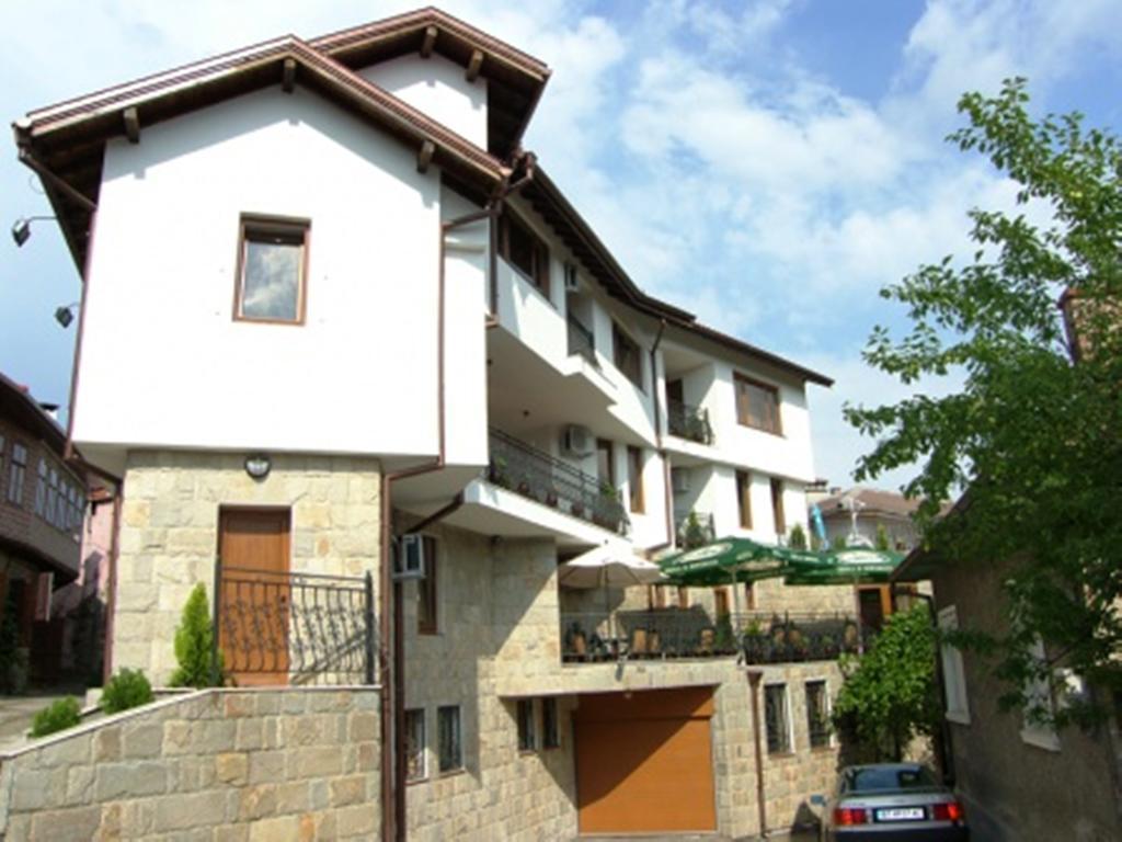 Family Hotel Silvestar Veliko Tarnovo Exterior foto